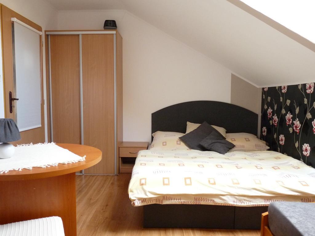 Privat Inka Apartment ลิฟตอฟสกีมิคูลาช ภายนอก รูปภาพ